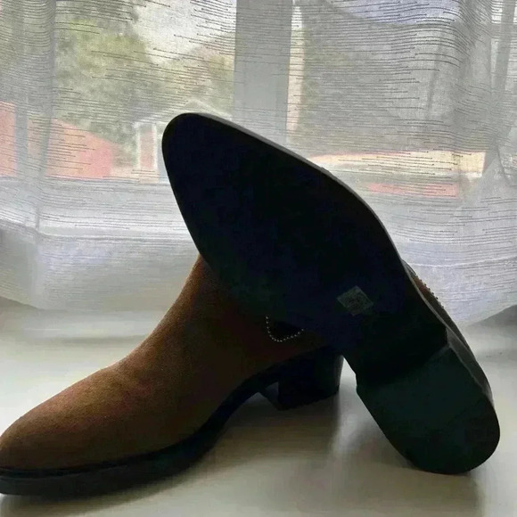 Coach -‎ NWT Bowery Suede Bootie Umber Size 9 - Picture 2 of 6